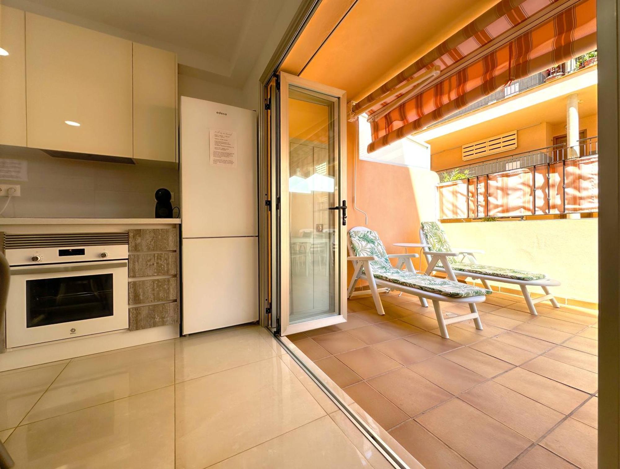 Los Cristianos Piscina Y Terraza ภายนอก รูปภาพ